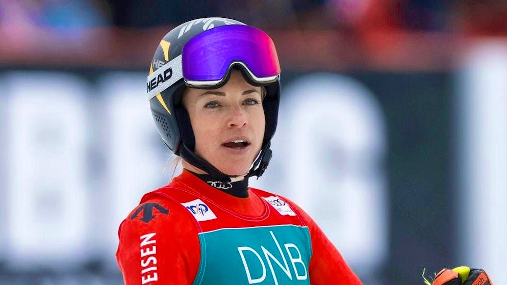 I dettagli dell'incidente. «Lara Gut-Behrami s'è impigliata in una porta, poi è caduta in modo violento»