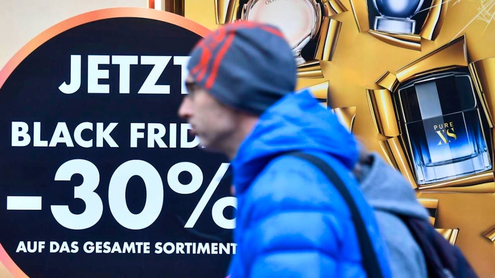 Svizzera. Vendite al via per il Black Friday, tra sconti e consumatori più cauti