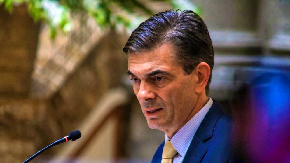 Bolivian President Rodrigo Paz refers to an election promise when abolishing the Ministry of Justice. (archive picture)