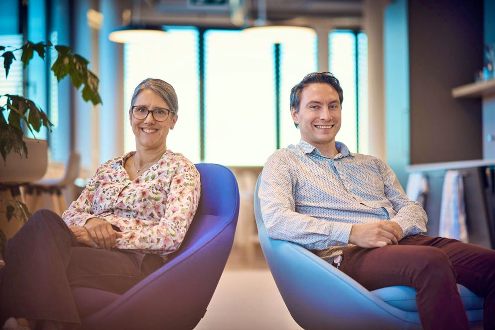 Unisanté in Lausanne setzt auf das Label «Friendly Work Space». Aurélie Morel und Antoine Piton sind bei Unisanté für die Umsetzung des betrieblichen Gesundheitsmamnagements zuständig.