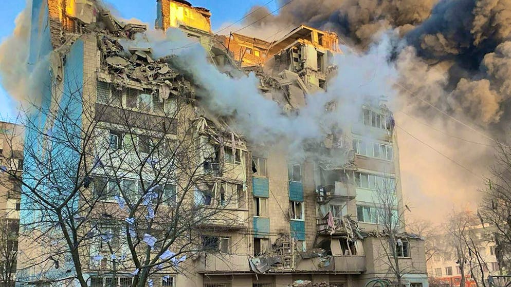 Reports of the draft framework emerged as Russia launched a heavy attack on Ternopil in western Ukraine. At least 21 people are said to have been killed. (November 19, 2025)