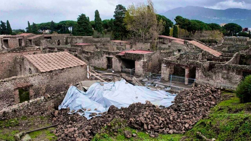 Scientists discuss the possible date of the eruption in Pompeii between August and November 79 AD at an international conference i. (archive picture)