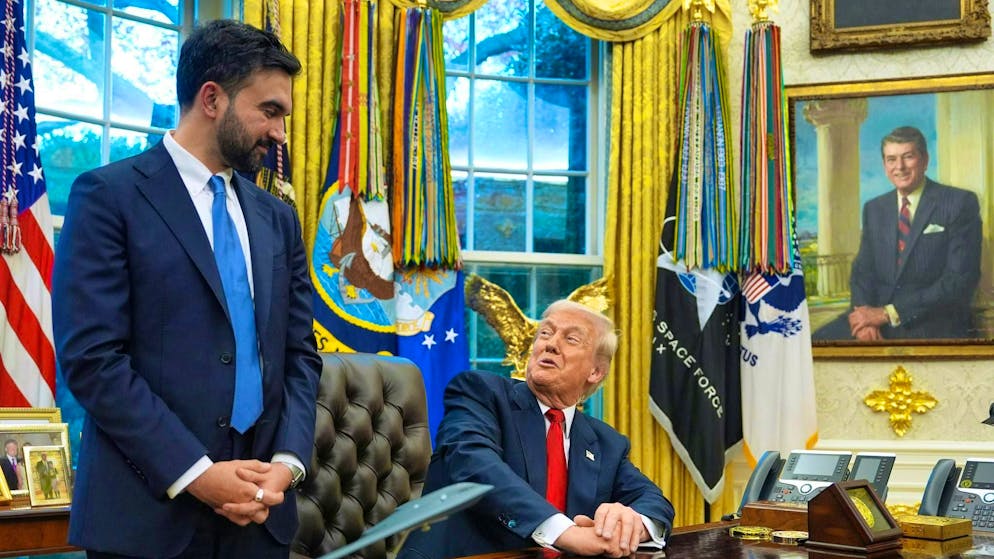 Leur rencontre devient virale. «Trouvez quelqu'un qui vous regarde comme Trump regarde Mamdani»