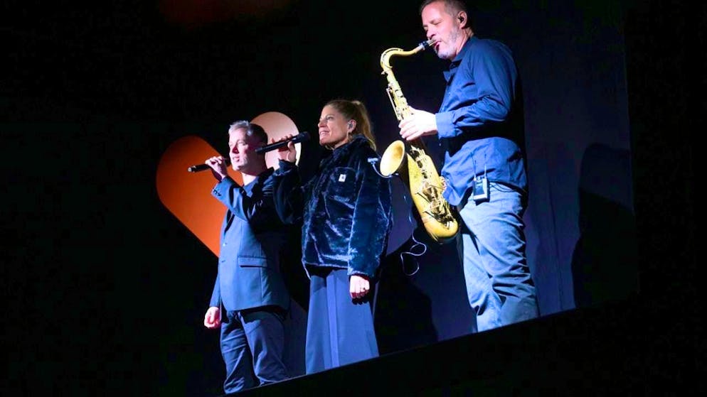 465,000 people watched the light show on the façade of the Federal Palace - Gallery. For the first time, the show was accompanied by live music.