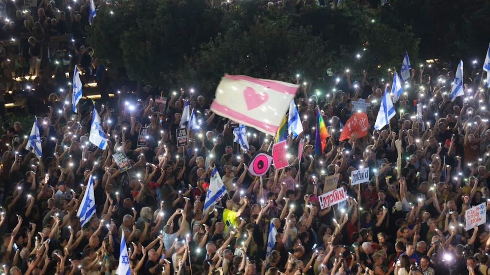 La gente è tornata in piazza in Israele