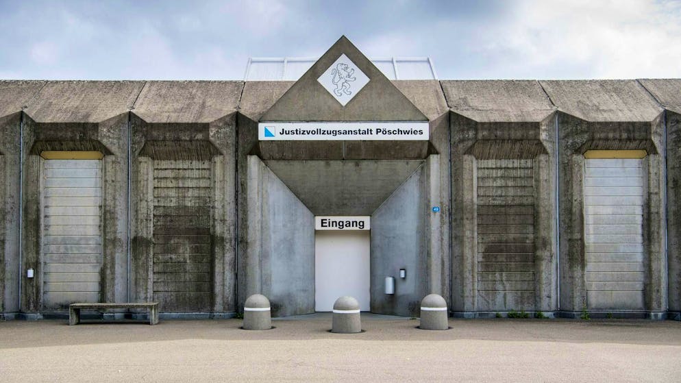 "I get a feeling of anxiety in prisons. It's also one of the reasons why I don't understand why certain people claim that Switzerland has a cuddly justice system and that prison inmates are far too well off": Brigitte Hürlimann.