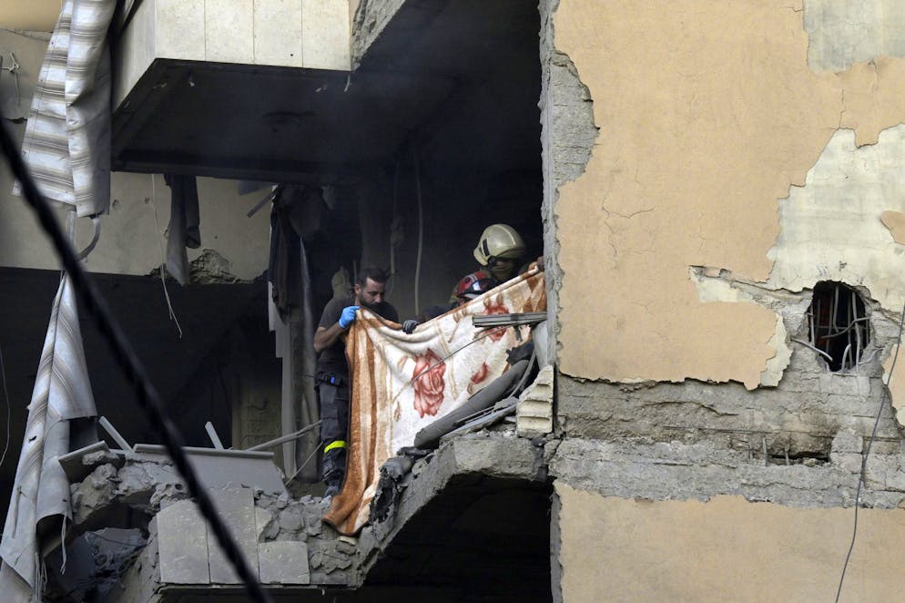 La frappe, annoncée plus tôt par Israël, a tué au moins cinq personnes, selon le ministère libanais de la Santé.