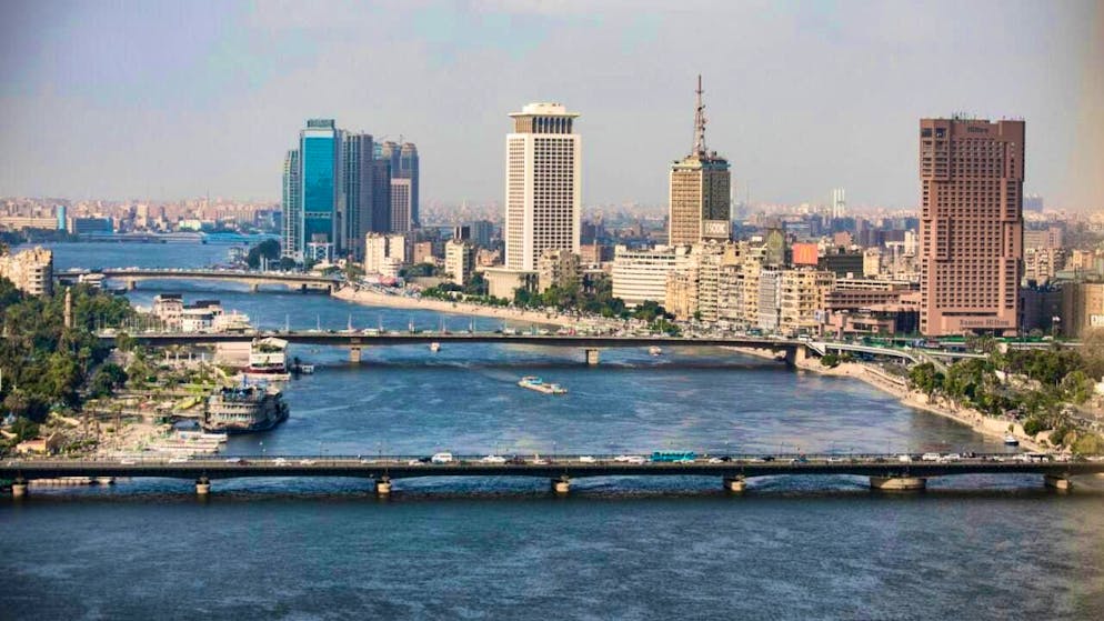 ARCHIVE - A general view of the Ramses Hilton Hotel (R), the Maspero Television Building (C) and the Egyptian Foreign Ministry building with a view of the Qasr El Nil Bridge (foreground) on the banks of the Nile. Photo: Gehad Hamdy/dpa