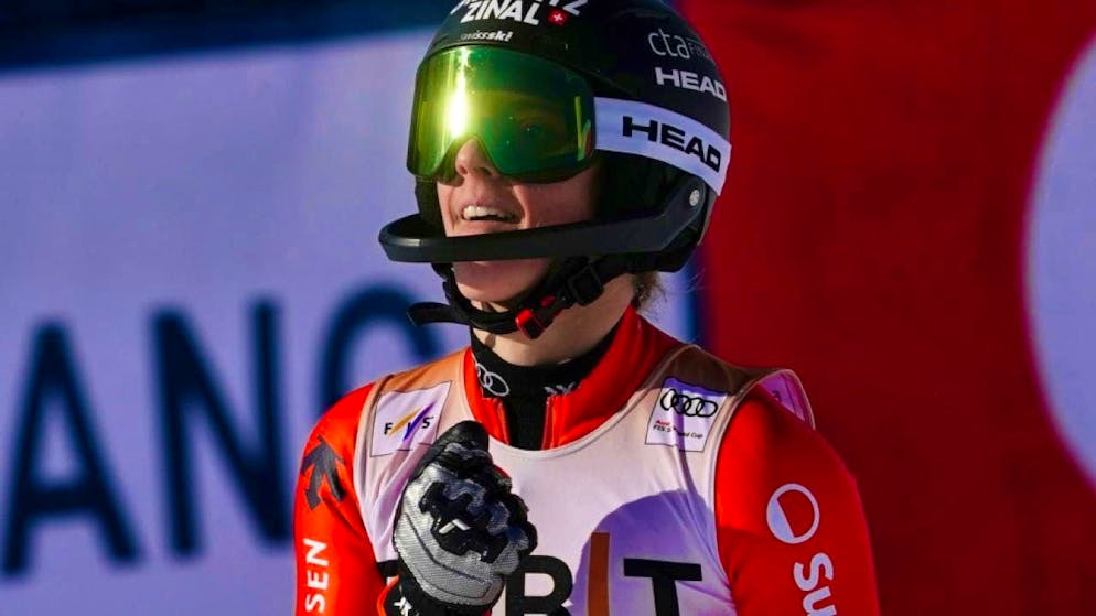 Il pugno di ferro dopo un inizio difficile: la campionessa del mondo Camille Rast torna sul podio