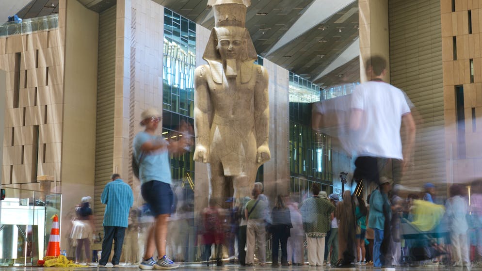 Feuchter Fail im neuen Grand Egyptian Museum. Warum Pharao Ramses für überraschend nasse Besucher sorgt