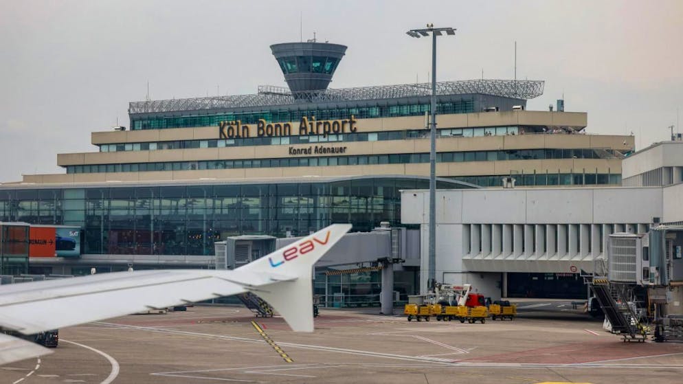 ARCHIV - Der Flughafen Köln/Bonn «Konrad Adenauer». Foto: Jan Woitas/dpa/Archiv
