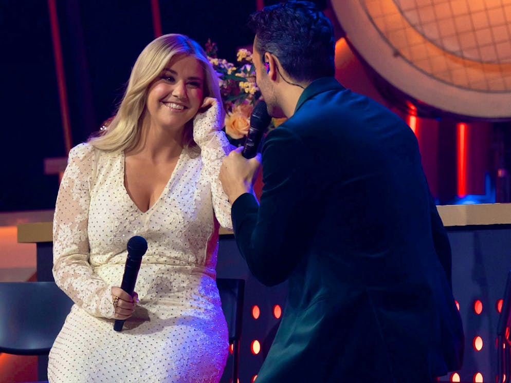 Beatrice Egli with Giovanni Zarrella in the ZDF show of the same name.