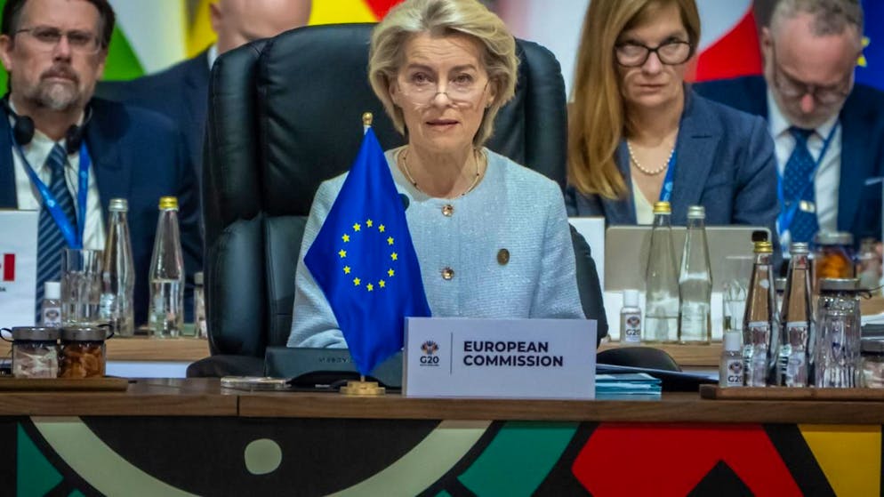 Ursula von der Leyen, Präsidentin der EU-Kommission, spricht bei der Arbeitssitzung am zweiten Tag beim G20 Gipfeltreffen. Foto: Michael Kappeler/dpa-Pool/dpa/Archiv