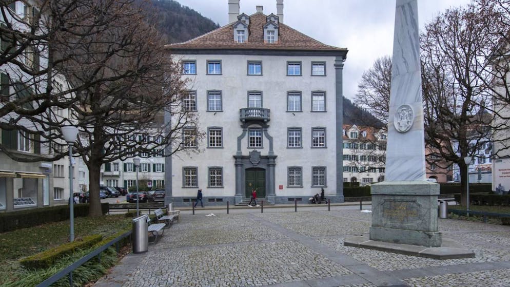 Si scaldano i motori in vista delle elezioni del Governo grigionese nel giugno 2026. L'UDC propone due candidati: Valérie Favre Accola e Walter Grass. (immagine simbolica)