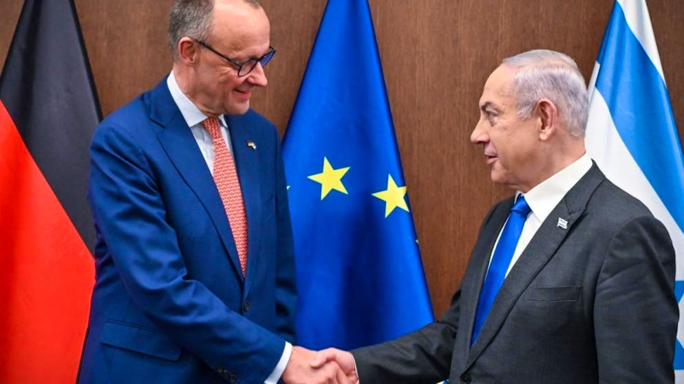 HANDOUT - Friedrich Merz (CDU) und Benjamin Netanjahu. Foto: Kobi Gideon/GPO/dpa/Archiv - ACHTUNG: Nur zur redaktionellen Verwendung und nur mit vollständiger Nennung des vorstehenden Credits