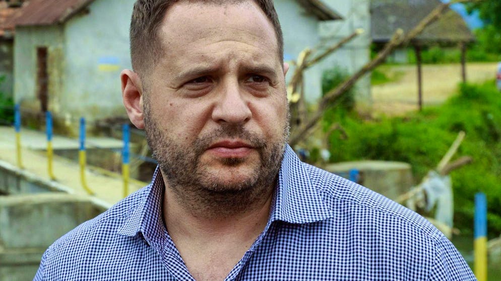 Il ritratto. S'è dimesso Andriy Jermak, l'uomo forte di Zelensky. Quanto è corrotto? Ecco cosa si sa su di lui