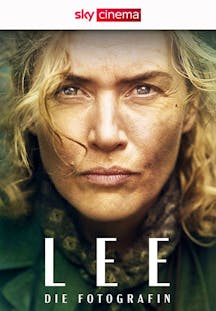 Nahaufnahme von Kate Winslet als Lee Miller, einer Frau mit ernstem Blick und blonden Locken, im Filmplakat zu Lee – Die Fotografin.