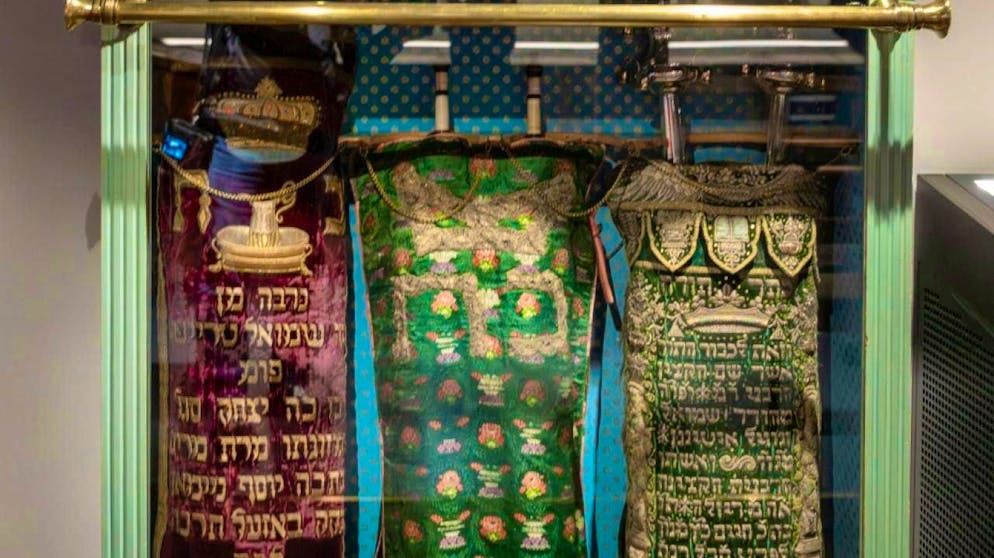 New Jewish Museum of Switzerland makes a quantum leap - Gallery. A Torah cabinet from the former Solothurn prayer room in the Jewish Museum of Switzerland in Basel.