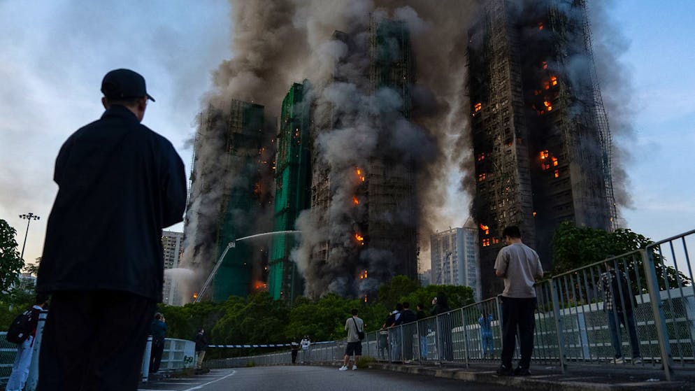 Incendie à Hong Kong. «C'est déchirant. On se demande s'il y a des gens bloqués à l'intérieur»