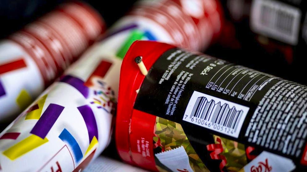 Loud firecrackers without light effects are to be banned in future. This is also the opinion of the Federal Council. (archive picture)