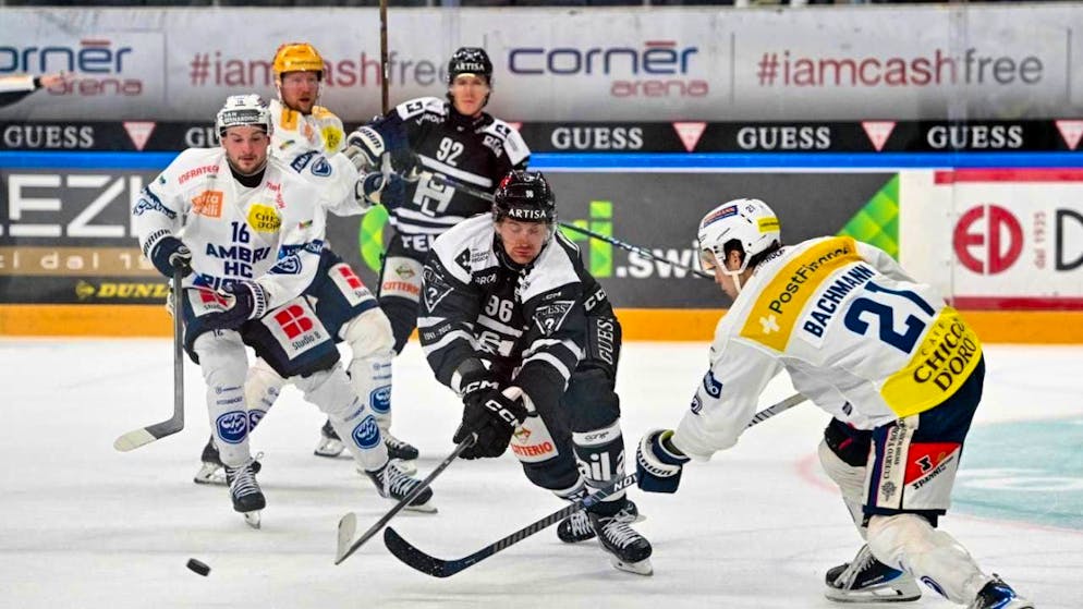 Lugano's new Swedish forward has been signed to replace Brendan Perlini (center), who has been out injured for a long time