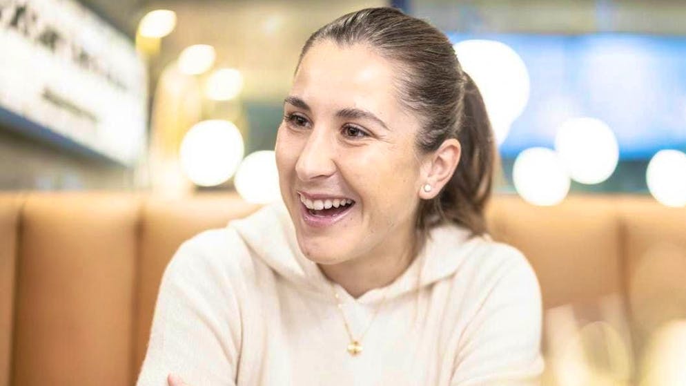 Is very happy with her life at the moment: Belinda Bencic during an interview at Zurich Airport.