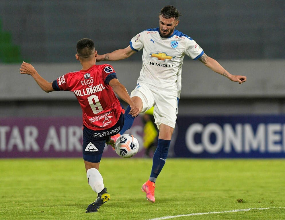 Armando Sadiku con la maglia del Bolivar.