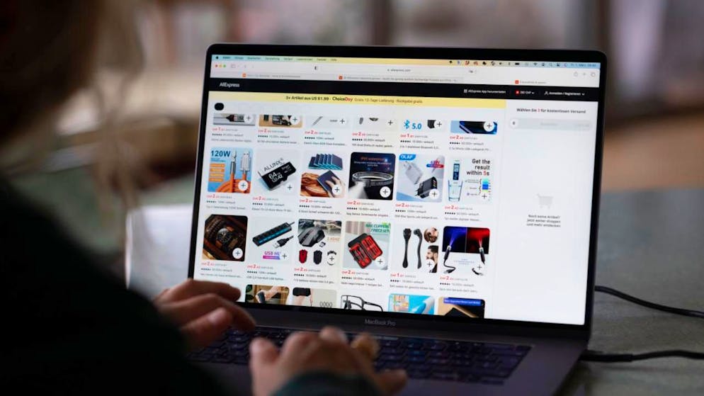 La plateforme de commerce en ligne AliExpress est la propriété du géant technologique chinois Alibaba, tandis que Joom est une plateforme russe fondée en 2016. (archive)