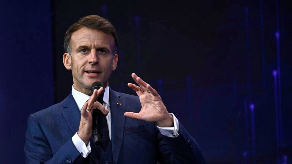«La jeunesse a soif d'engagement». Macron annonce un «service national» volontaire de dix mois