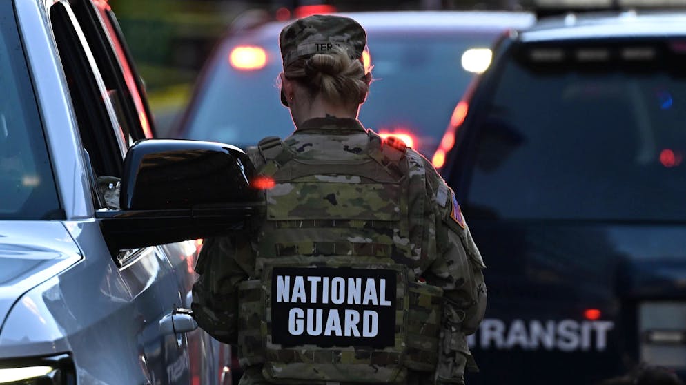 Nach den Schüssen: Eine Beamtin der Nationalgarde am Mittwoch in Washington
