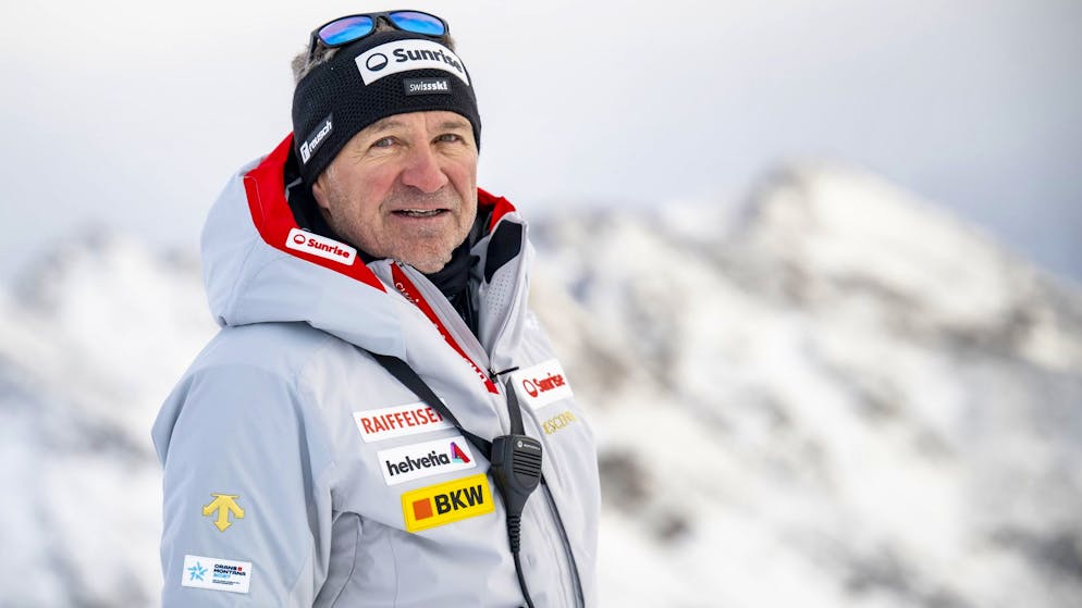 Beat Tschuor est l'entraîneur en chef des Suissesses.