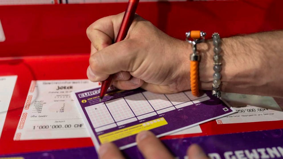 Eine Person aus Frankreich hat bei Eurodreams eine monatliche Zahlung von 2222 Franken während fünf Jahren gewonnen. (Archivbild)