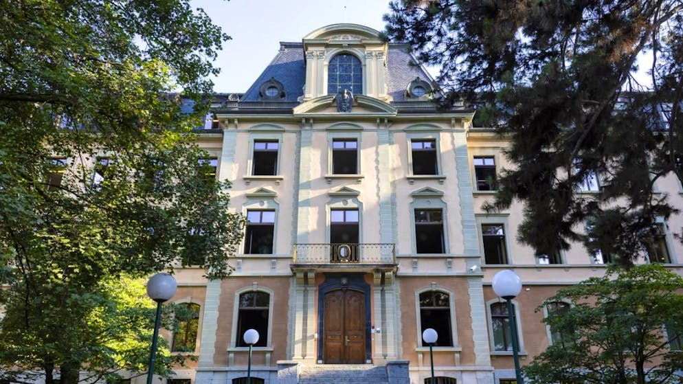 Le Tribunal cantonal valaisan a alourdi la peine d'un ressortissant roumain d'un an supplémentaire de prison ferme.