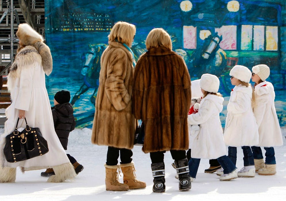 Viele Menschen in der Schweiz leben ihren Reichtum diskret. Die «Bilanz»-Liste der 300 Reichsten stellt sie einmal im Jahr ins Scheinwerferlicht.