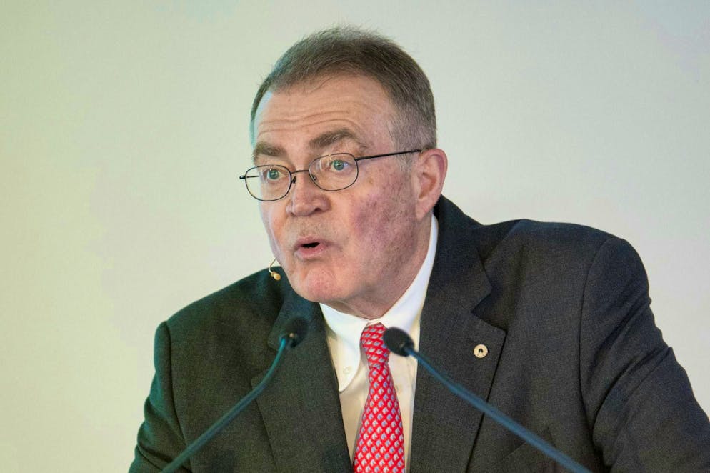 Alfred Schindler reste un géant industriel solide.