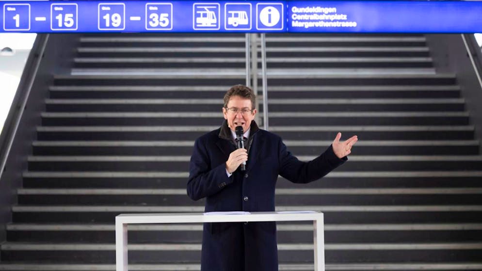 Bundesrat Albert Rösti (SVP) sprach am Freitag in Basel zur Einweihung des neuen Bahnangebots für die Nordwestschweiz.