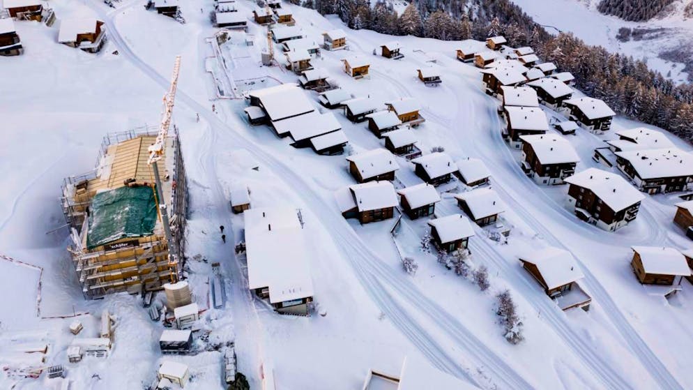 Lötschental ist nach Bergsturz bereit für Wintertouristen - Gallery. Das neue Hotel "Momentum" auf der Lauchneralp soll einen Teil der durch die Katastrophe weggefallenen Kapazitäten kompensieren.