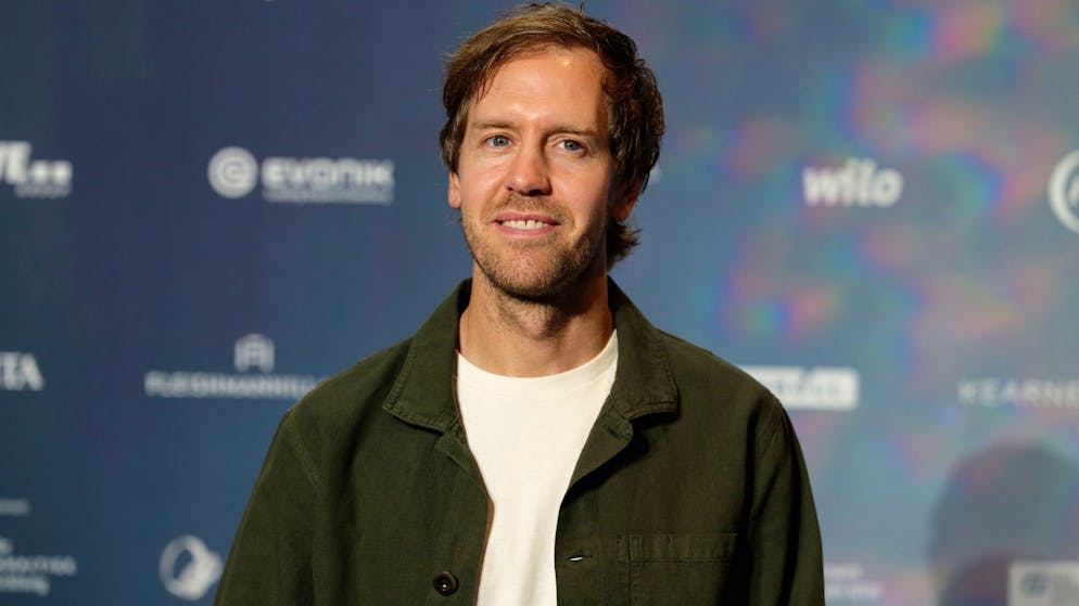 Die reichsten in der Schweiz wohnhaften Menschen mit Sportbezug. <strong>Rang 266: Sebastian Vettel. Vermögen: 275 Millionen Franken.</strong> 2010 wurde er Weltmeister in der Formel 1. Heute liegen seine Interessen eher neben den Rennstrecken. Er machte im ­Berufsbildungszentrum Pfäffikon SZ eine Ausbildung zum Landwirt. Und jüngst holte er sich ein Harvard-Diplom in Management und Führung.