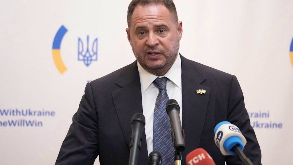 Ukraine. Zelensky limoge son bras droit après des perquisitions anticorruption