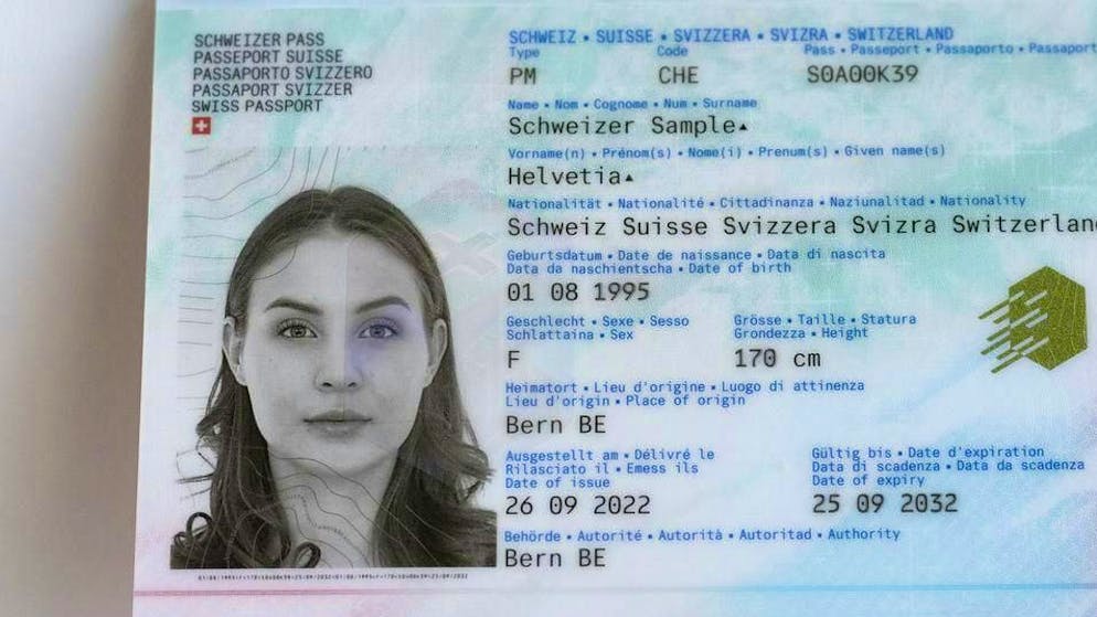 The Swiss passport currently mentions the registered gender.