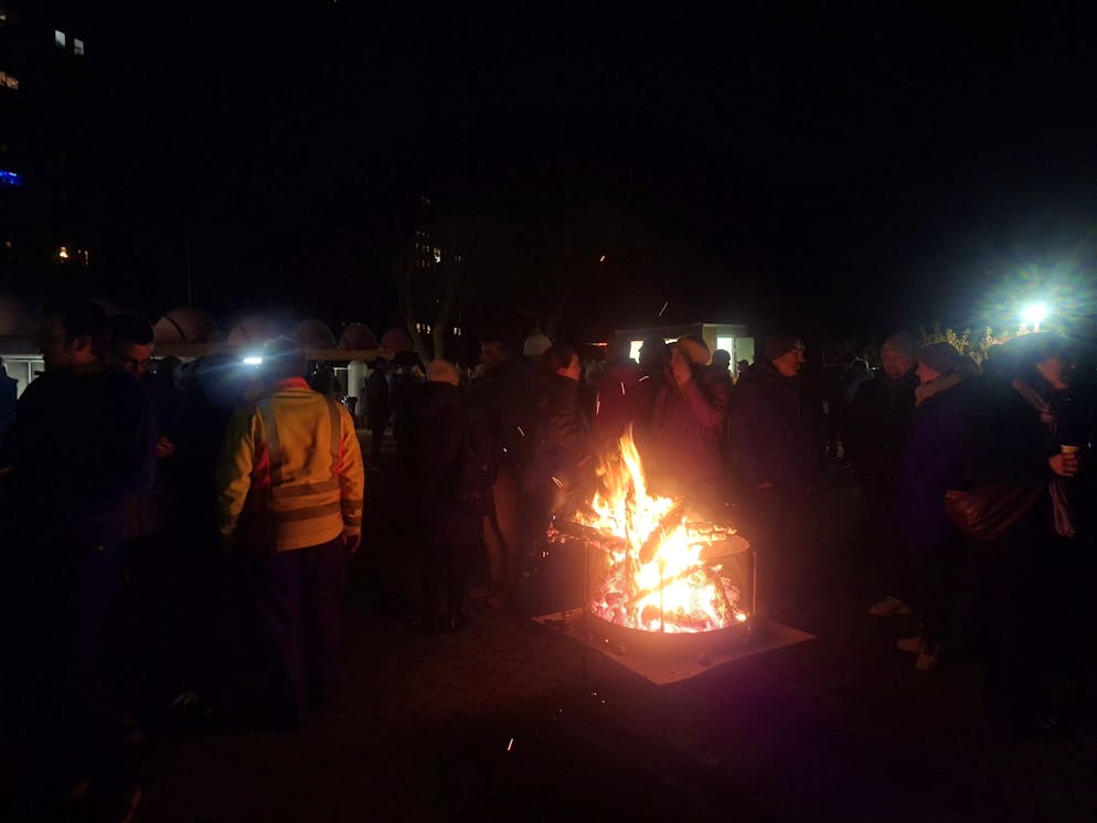 Glarus GV. Beschlossen wird der Abend mit Glühwein und Marroni um die Feuerstelle.