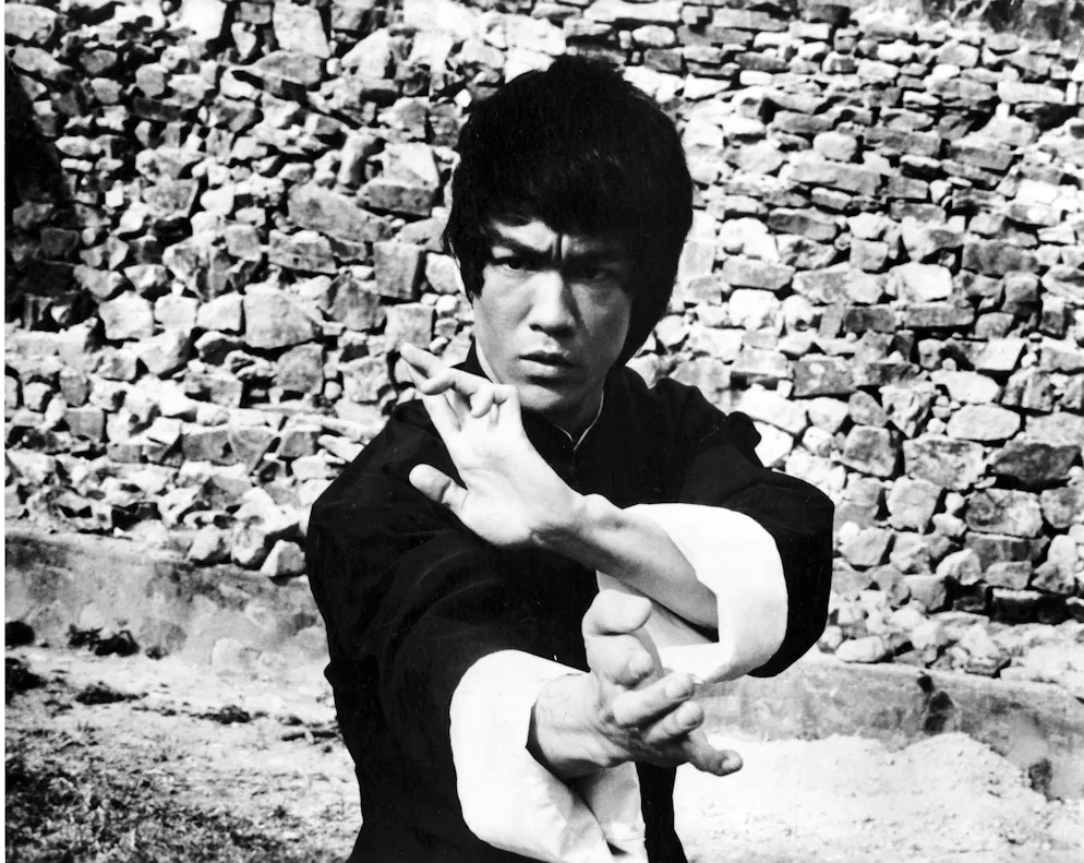 Bruce Lee non sopravvisse alle riprese de «I 3 dell'operazione Drago» nel 1973. Ancora oggi si specula sulla causa esatta della sua morte.