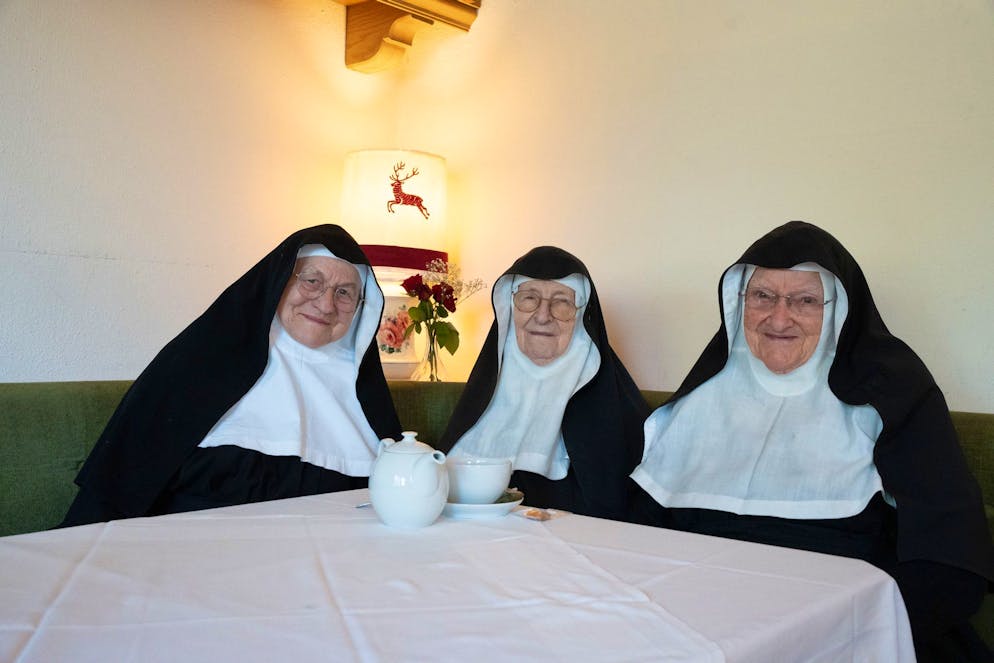 Streit um rebellische Nonnen – nun soll Rom entscheiden - Gallery. Schwester Rita, Schwester Regina und Schwester Bernadette wollen das Angebot der Kirche nicht annehmen. 