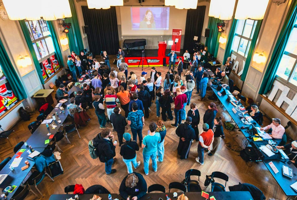This is what the voting ceremony at the Progr in Bern looked like on Sunday afternoon.
