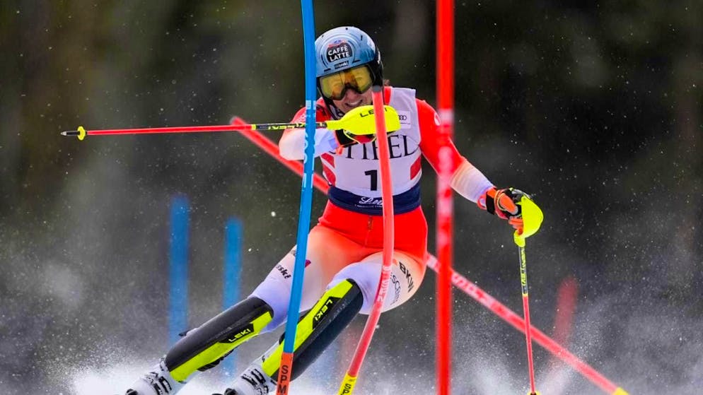 Wendy Holdener ha fatto una buona prima manche con il pettorale numero 1.