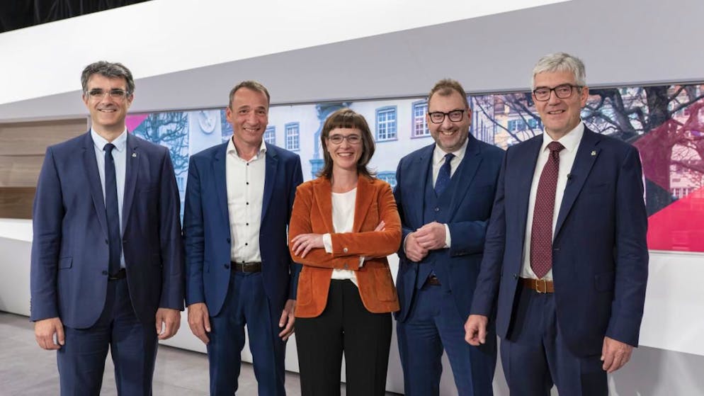 Die aktuellen Mitglieder der Bündner Regierung. Künftig werden Regierungsmitglieder kein Ruhegehalt mehr bekommen. (Archivbild)