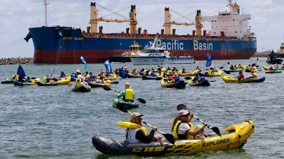"En tant que troisième plus gros exportateur de carburants fossiles, l'Australie joue un rôle démesuré dans la crise climatique", estime Greenpeace Australia Pacific.