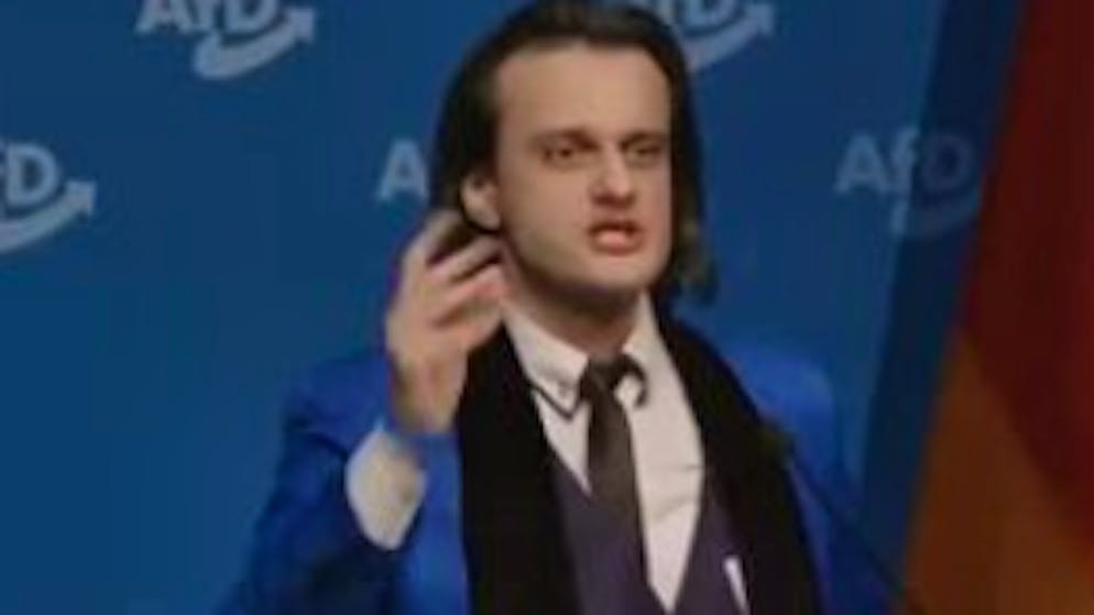 Wer ist der «Hitler-Redner»?. Spurensuche nach Alexander Eichwald verläuft im Nichts