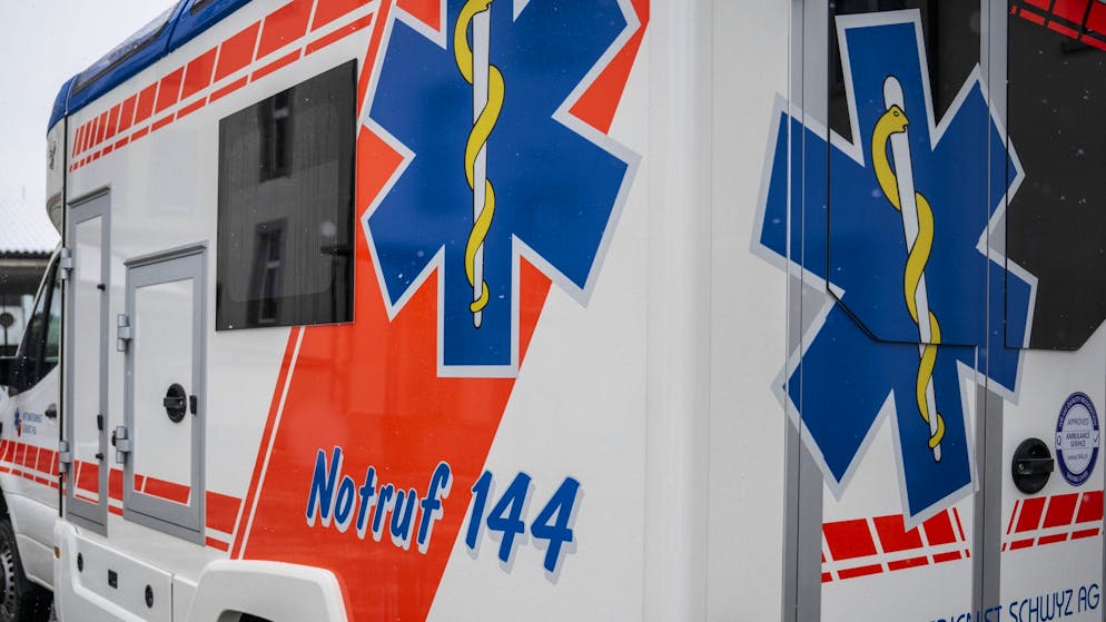 Schwyz. Un patient agressif blesse un ambulancier à Seewen