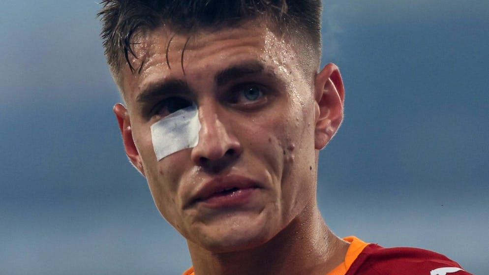 Kazimcan Karatas gezeichnet.